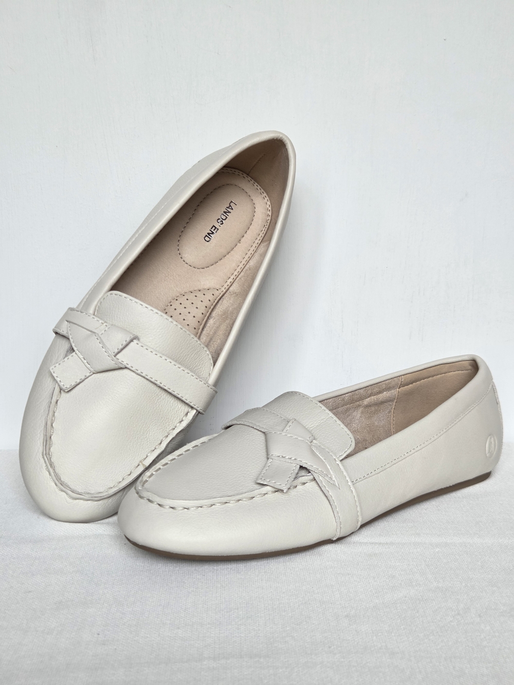Lands End Women's Comfort Leather Loafer Slip On Flat Size-7.5D(wide)